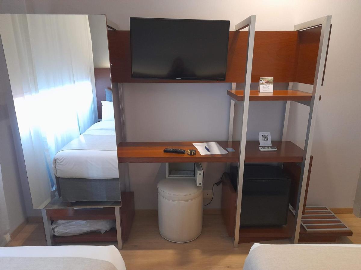 Rochester Hotel Concept บัวโนสไอเรส ภายนอก รูปภาพ